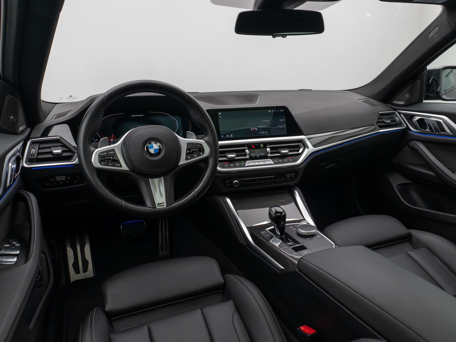 Fahrzeugabbildung BMW M440i xD GC Glasdach Kamera Laser HUD H/K 19Zoll