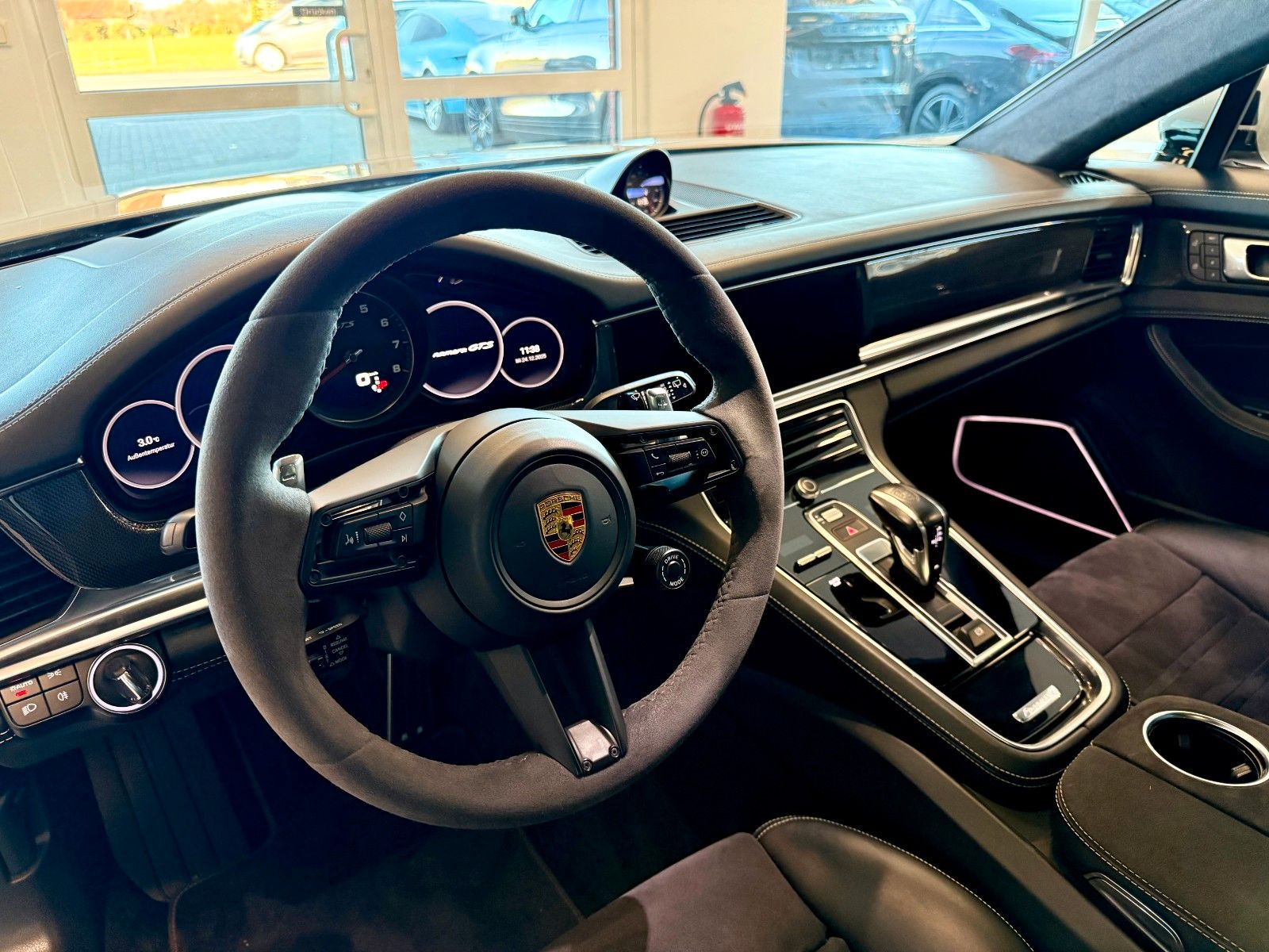 Fahrzeugabbildung Porsche Panamera GTS Sport Turismo Panorama/ACC/HeadUp