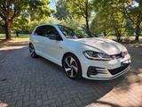Volkswagen Golf 7 GTI DSG Performance  - Volkswagen Golf: G7