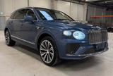 Bentley Bentayga 4.0 V8 EWB Azure 4WD Autom. - blaue Bentley Bentayga