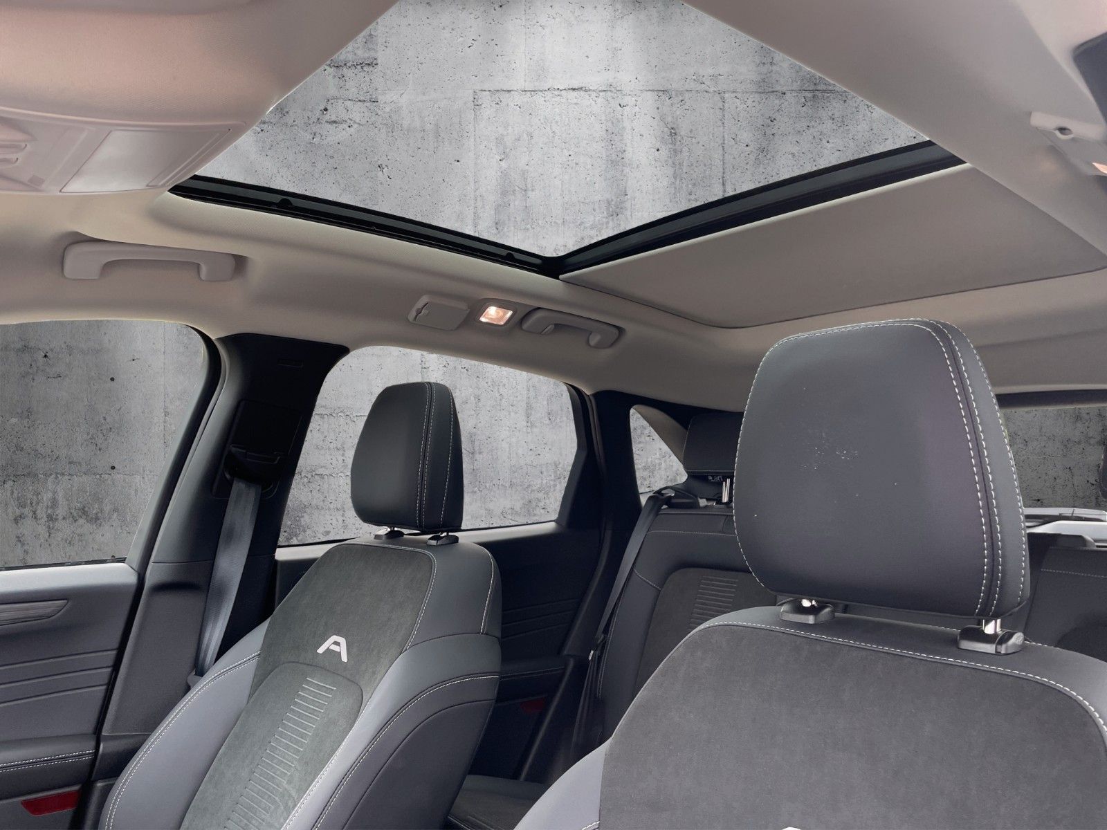 Fahrzeugabbildung Ford Kuga Hybrid Active X