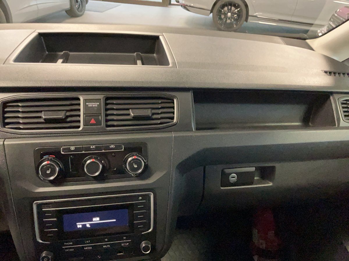 Fahrzeugabbildung Volkswagen Caddy Kasten Trendline 2.0 TDI Diagonallüftung