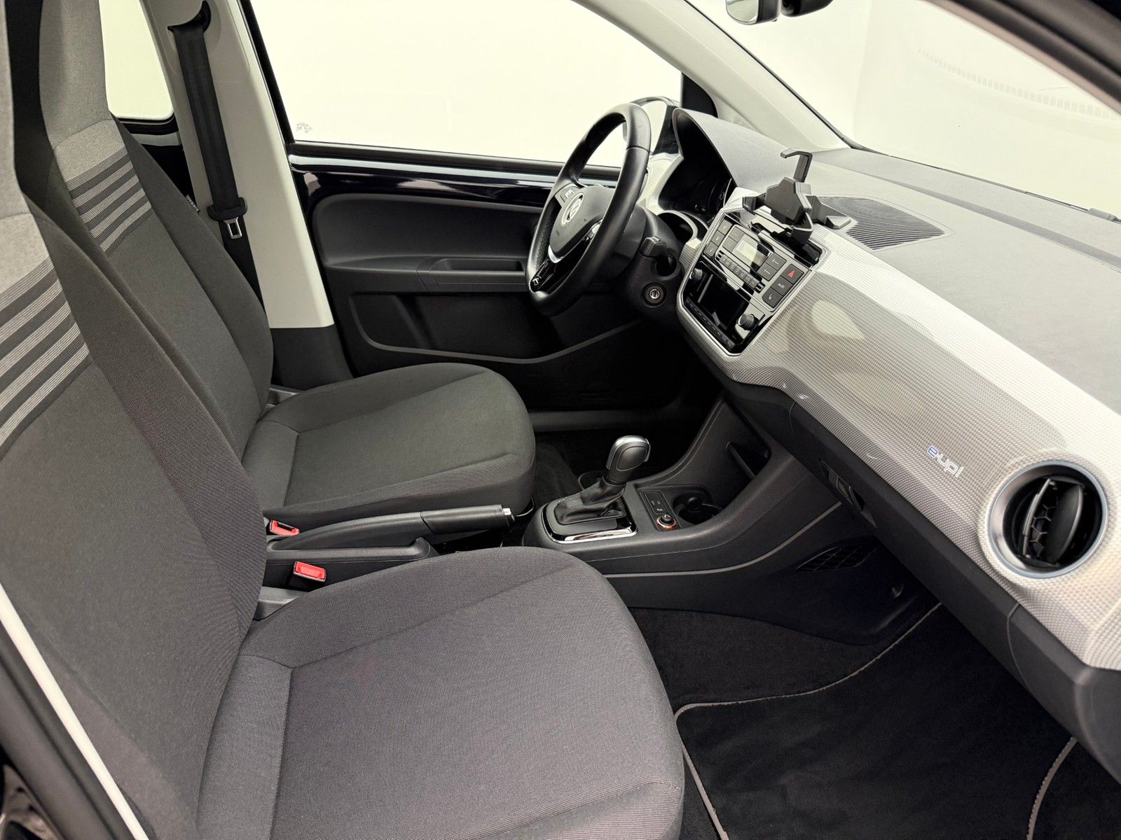 Volkswagen Up! e-Up! 83PS Autom. StylePlus KomfortAssistenz imagem 3