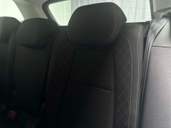 SKODA Karoq Amb 1.5 TSI DSG 1.Hand Navi LED