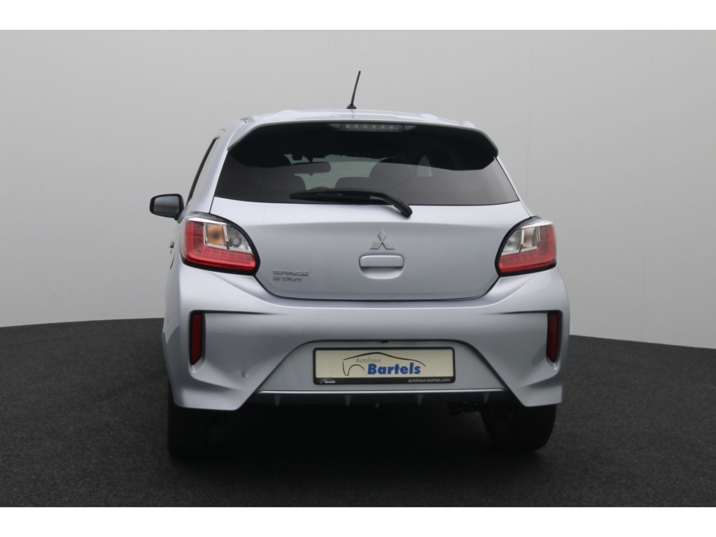 Fahrzeugabbildung Mitsubishi Space Star 1.2 Select+ Kamera  AppleCP DAB SHZ