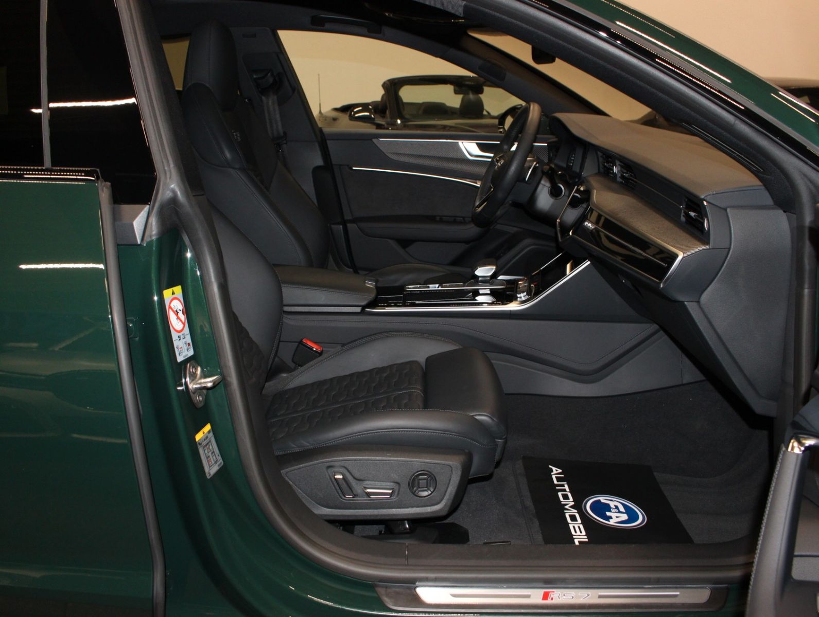 Fahrzeugabbildung Audi RS 7 Sportback 4.0 TFSI RS Essentials Paket