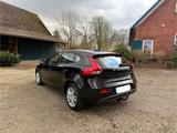 Volvo V40 D2 Kinetic - Volvo V40 aus 2017