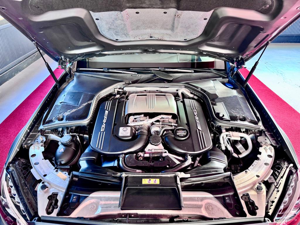 Mercedes-Benz C 63 AMG