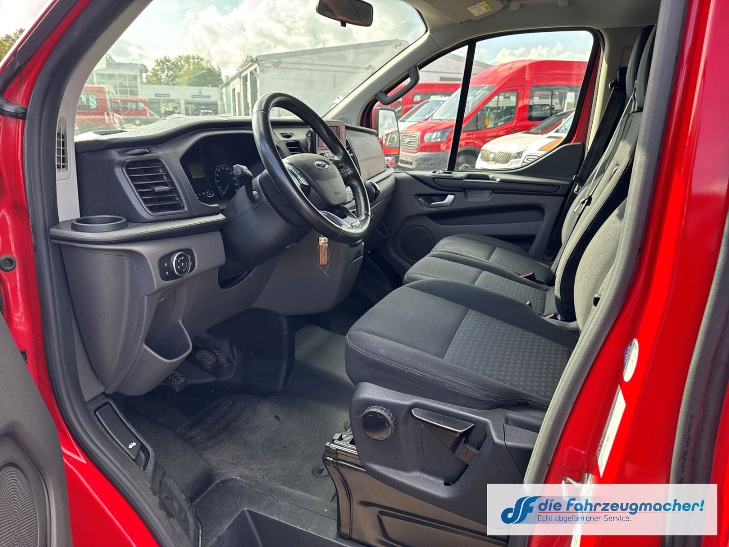 Fahrzeugabbildung Ford Transit Custom 320 L1*MOTORSCHADEN*EXPORT*9135