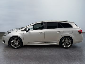 Toyota Avensis - 5