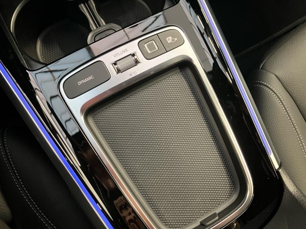 Fahrzeugabbildung Mercedes-Benz GLB 200 +PROGRESSIVE+AHK+DISTRONIC+WINTER-PAKET+