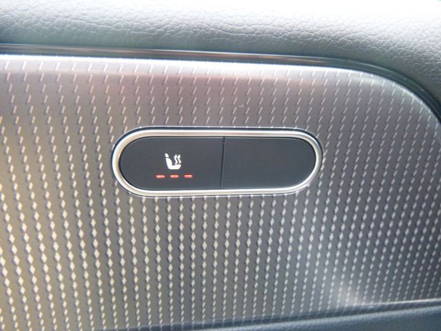 Fahrzeugabbildung Mercedes-Benz B 180 >AUT/AHK/NAV/KAM/PDC/LED<