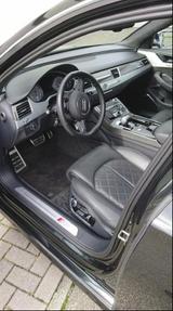 Audi S8 4.0 TFSI tiptronic quattro - - schwarze Audi S8