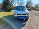 Volkswagen T4 Caravelle 2.4 D syncro Standard - Volkswagen T4 Caravelle aus 1994