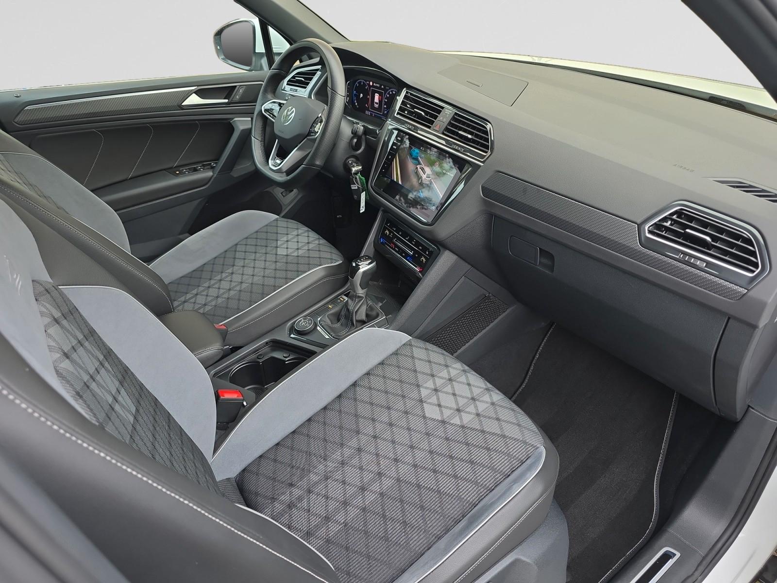 Volkswagen Tiguan R-Line 4Motion*ACC*SHZ*NAVI*IQ.Drive*Kame