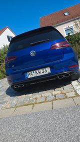 Volkswagen Golf R 2.0 TSI DSG 4MOTION - Volkswagen Golf mit Benzin-Antrieb: Kombi, 2.0