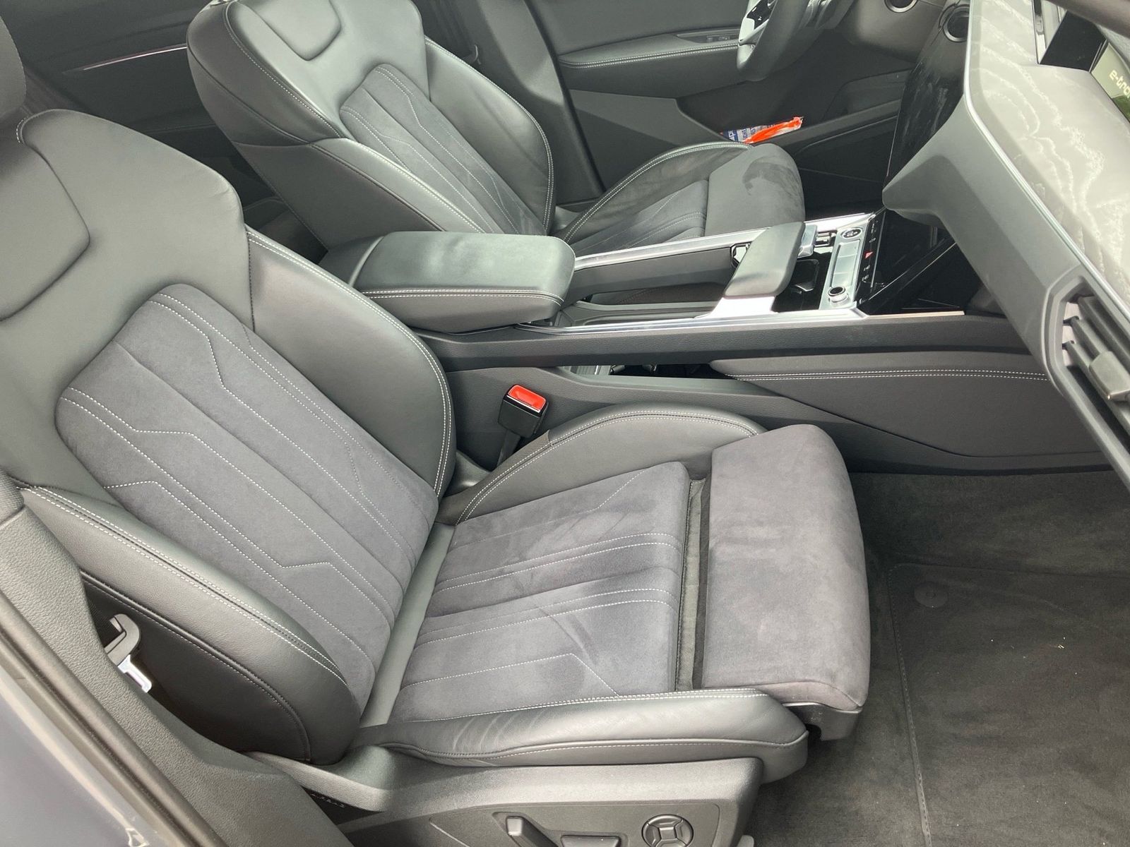 Audi Q8 e-tron - Bild 10