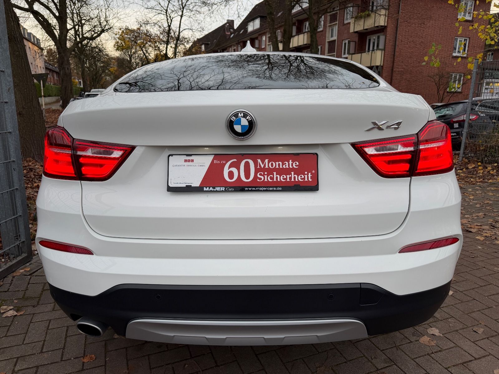 Fahrzeugabbildung BMW X4 xDrive 20 d xLine*BIXEN*TEILLEDER*PDC*NAVI*