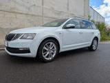 Skoda Octavia Combi 4x4 2.0TDI 150PS DSG AHK Carplay - Skoda Octavia: Ps