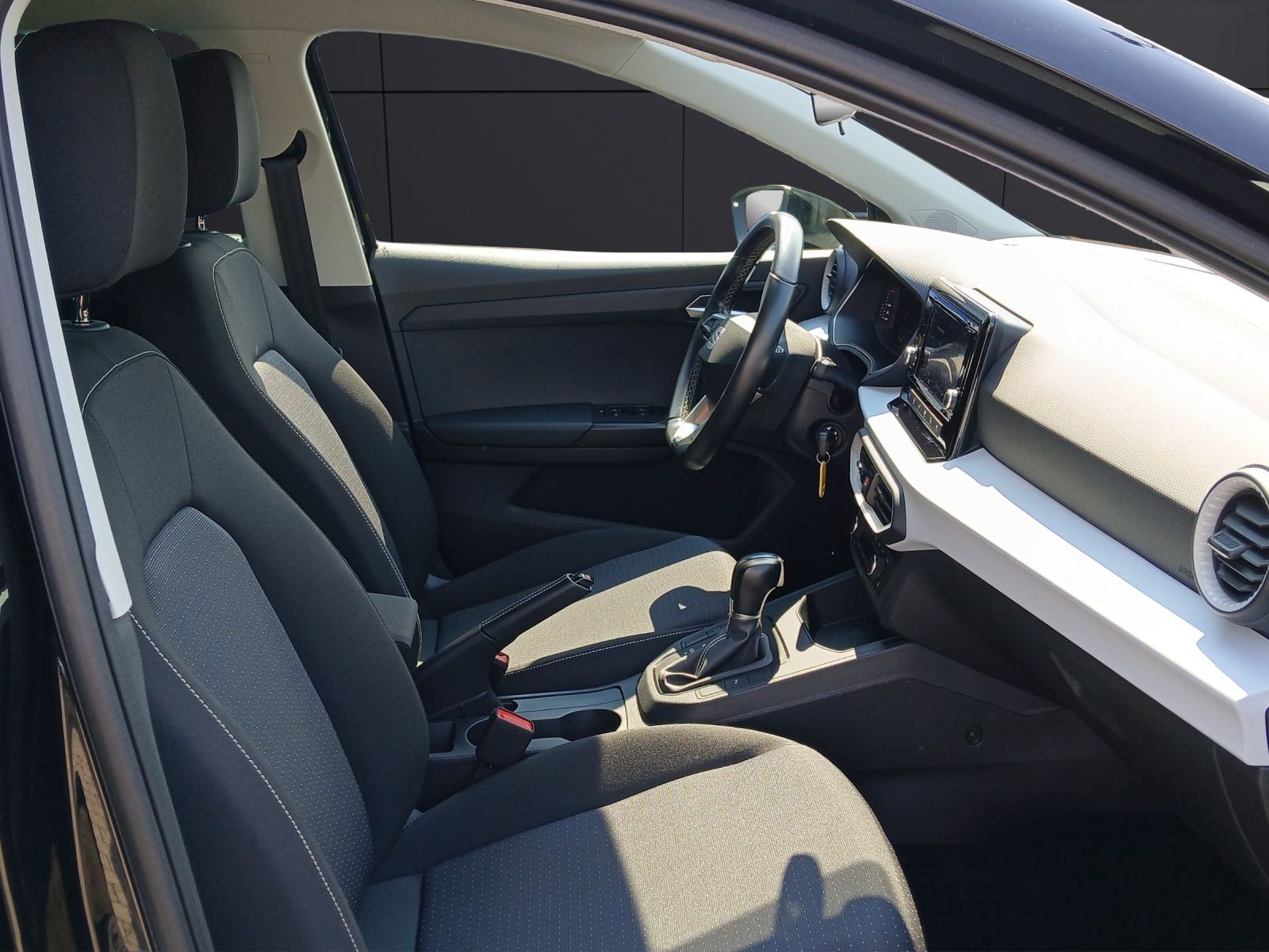 Fahrzeugabbildung SEAT Ibiza TSI Style DSG LED VC ACC RFK SHZ