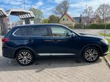 Mitsubishi Outlander 2.2 DI-D 4WD Automatik SUV-Star+ S... - Mitsubishi Outlander Gebrauchtwagen in Dresden