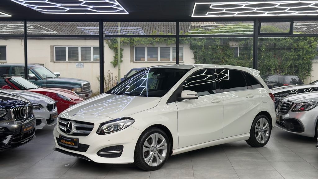 Image of Mercedes-Benz B 200