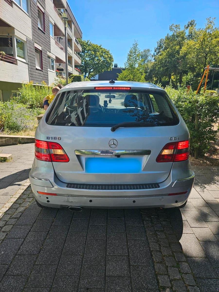 Mercedes-Benz B180 2005 — rear view