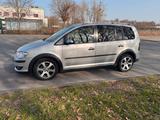 Volkswagen Cross Touran 2.0 TDI 170 PS 7-Sitzer DSG - Volkswagen Touran: TDI 170 Ps