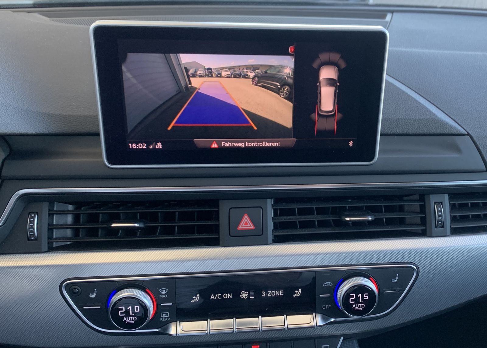 Fahrzeugabbildung Audi A4 2.0 TDI*Sport*Matrix*STHZ*Digital*Memory*Lane