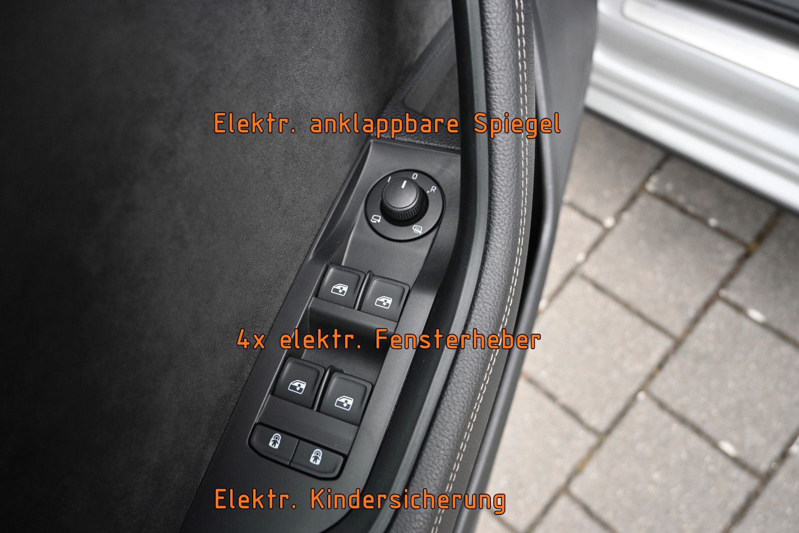 Fahrzeugabbildung SKODA Superb 2.0 TDI DSG 4x4 SCOUT Combi °ACC°AHK°STHZ