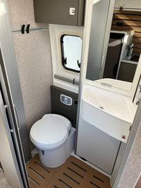 HYMER  ERIBA  HYMERCAR Yellowstone 640 ACC Maxi Solar Premium AHK