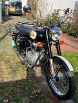 Royal Enfield Classic 500 - ROYAL ENFIELD 500 CLASSIC