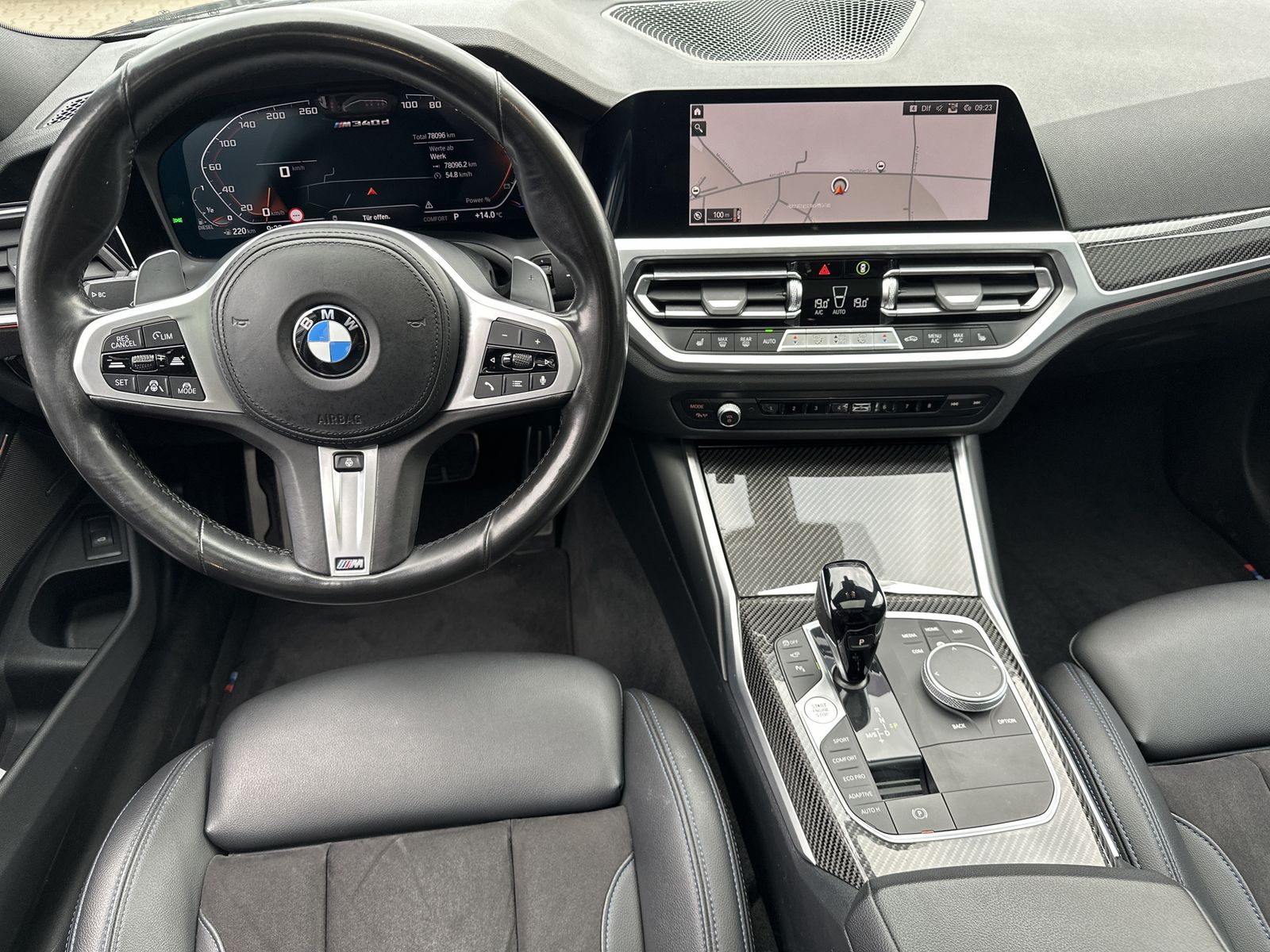 Fahrzeugabbildung BMW M340d Touring xDrive NAV+LASER+AHK+HUD+PANO+360°