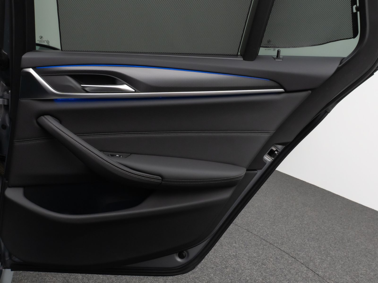 Fahrzeugabbildung BMW 530d xD M Sport Pro Kamera Laser HUD HiFi DAB