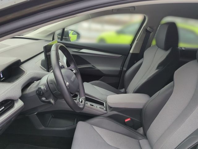 Fahrzeugabbildung SKODA Enyaq 60 Loft AHK PLUS WINTER