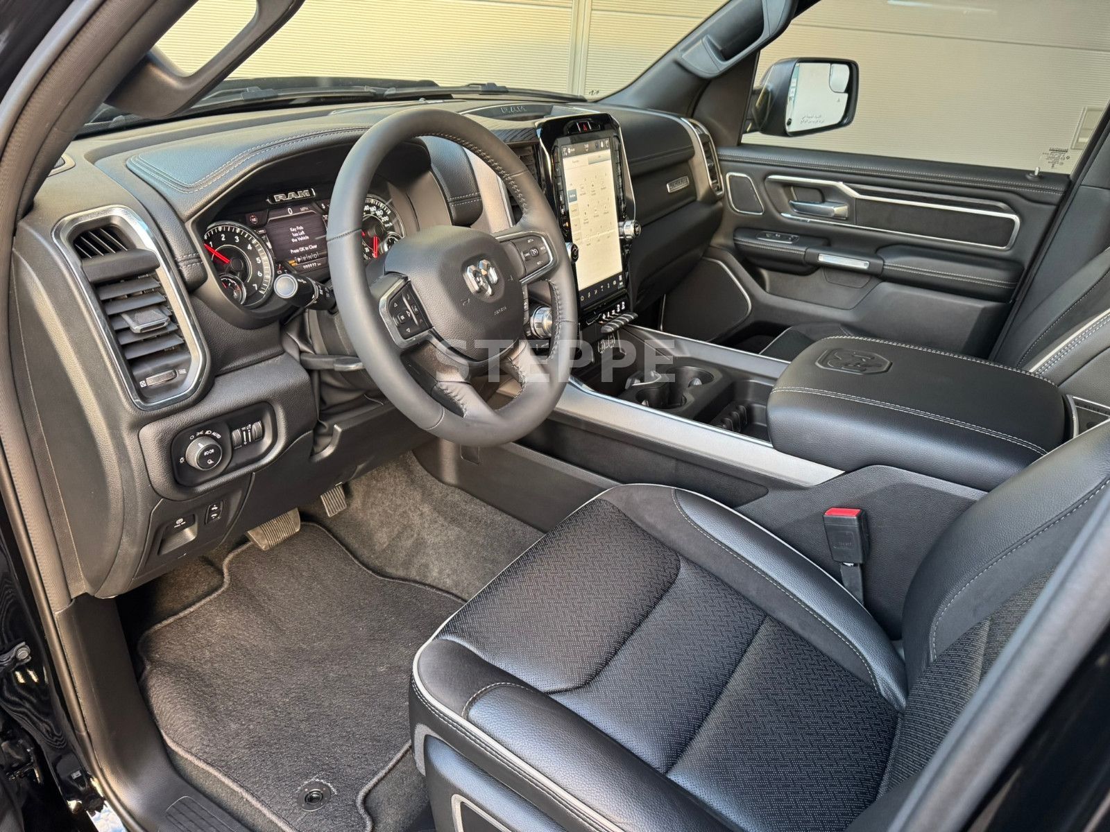 Dodge RAM 1500 5,7 V8  LARAMIE Sport Luftfed. AHK 20"