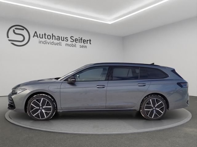 Volkswagen Passat R-Line 1.5 eHybrid OPF 6-Gang-DSG foto 3