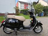 Vespa GTS 300ie ABS 1. Hand TÜV 27 neue Reifen  - Vespa Motorräder in Düsseldorf