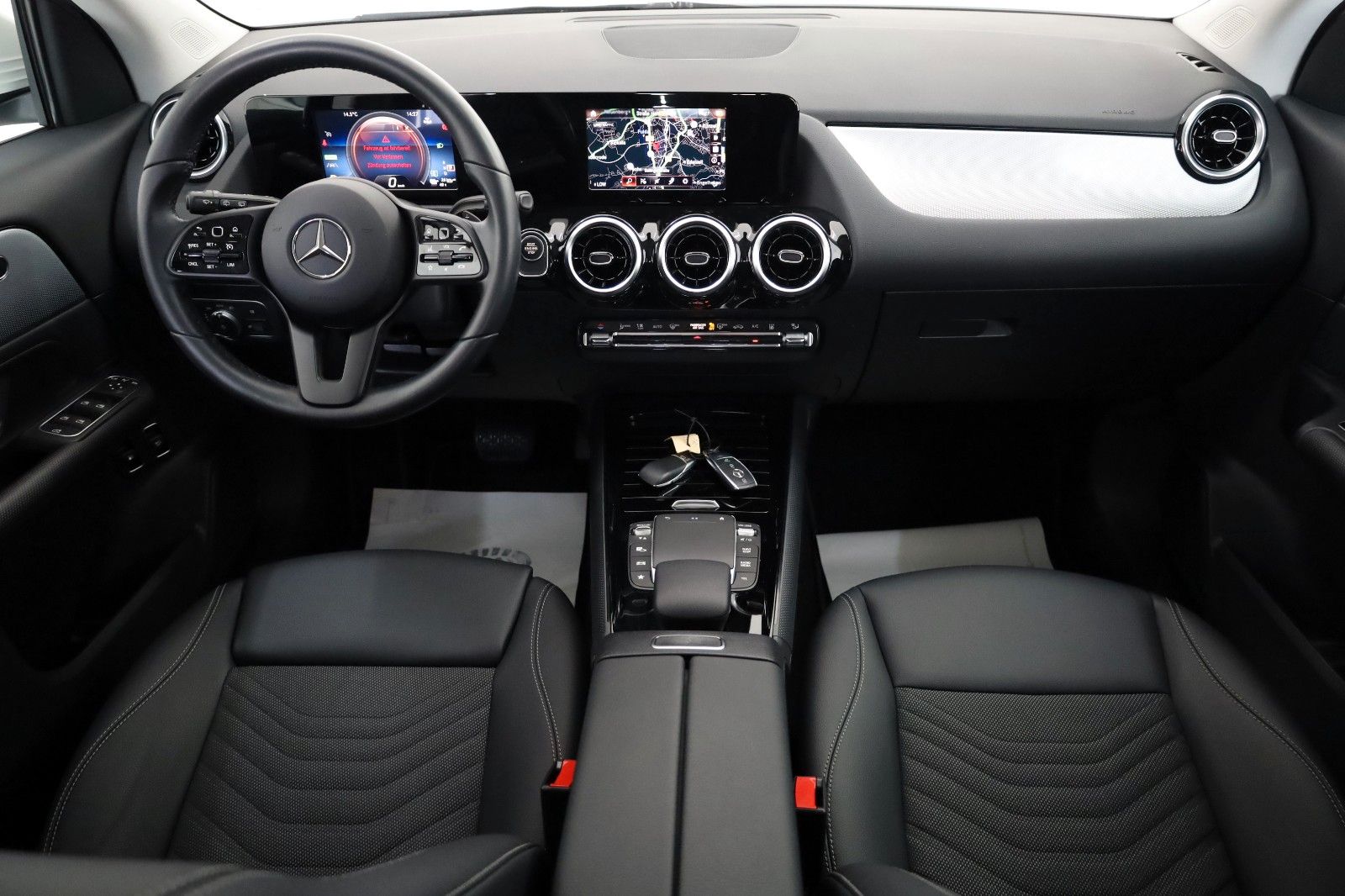 Fahrzeugabbildung Mercedes-Benz GLA 250 e Style,TLeder,Navi,LED,Kamer,CarPlay+WR