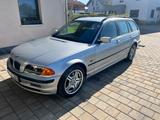 BMW 320d touring -Grüne  Plakette  - BMW 320 aus 2000: Kombi