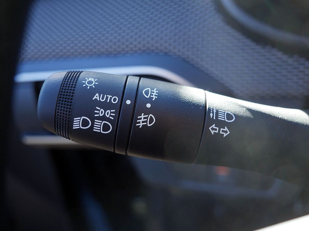 Fahrzeugabbildung Dacia Sandero Stepway Expression TCe 90