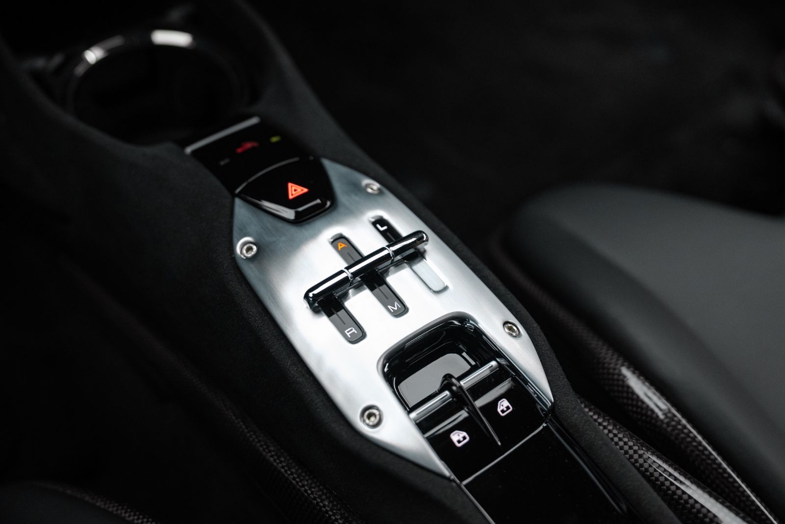 Fahrzeugabbildung Ferrari SF90 FIORANO/STOCK/CARBON/KAMERA