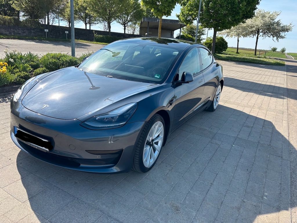 Image of Tesla Model 3