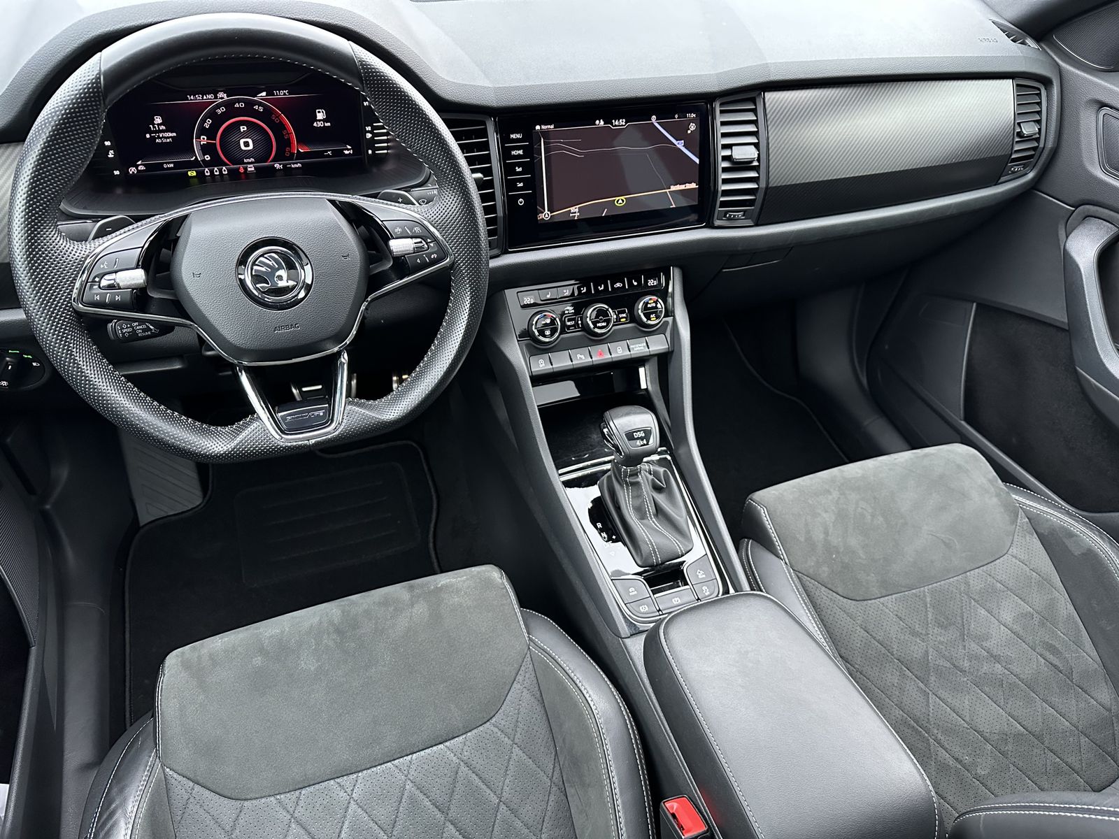 Fahrzeugabbildung SKODA Kodiaq 2.0 TDI 4x4 DSG Sportline NAV+LED+ACC+KAM