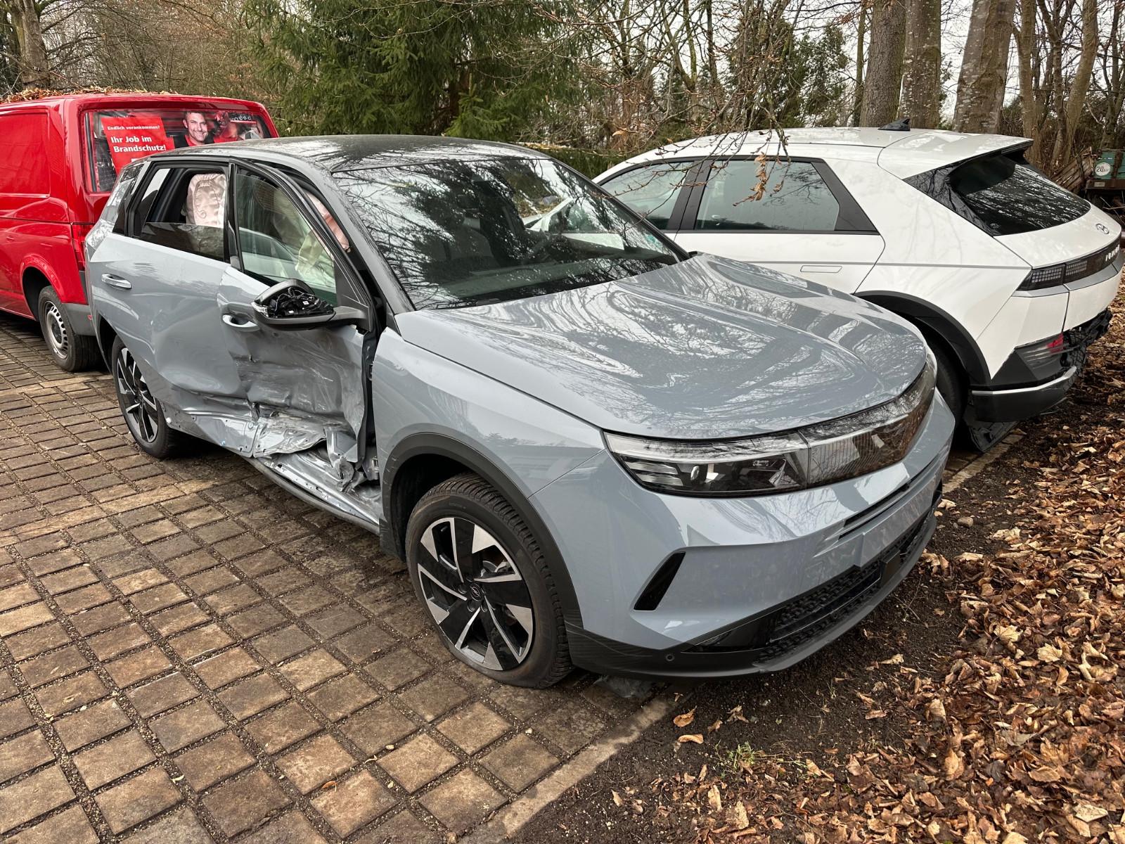 Opel ANDERE Grandland 1.2 48V Mild-Hybrid 100 kW GS