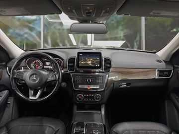 Mercedes GLS 450 - 10