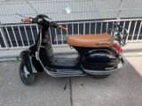 Vespa P200E