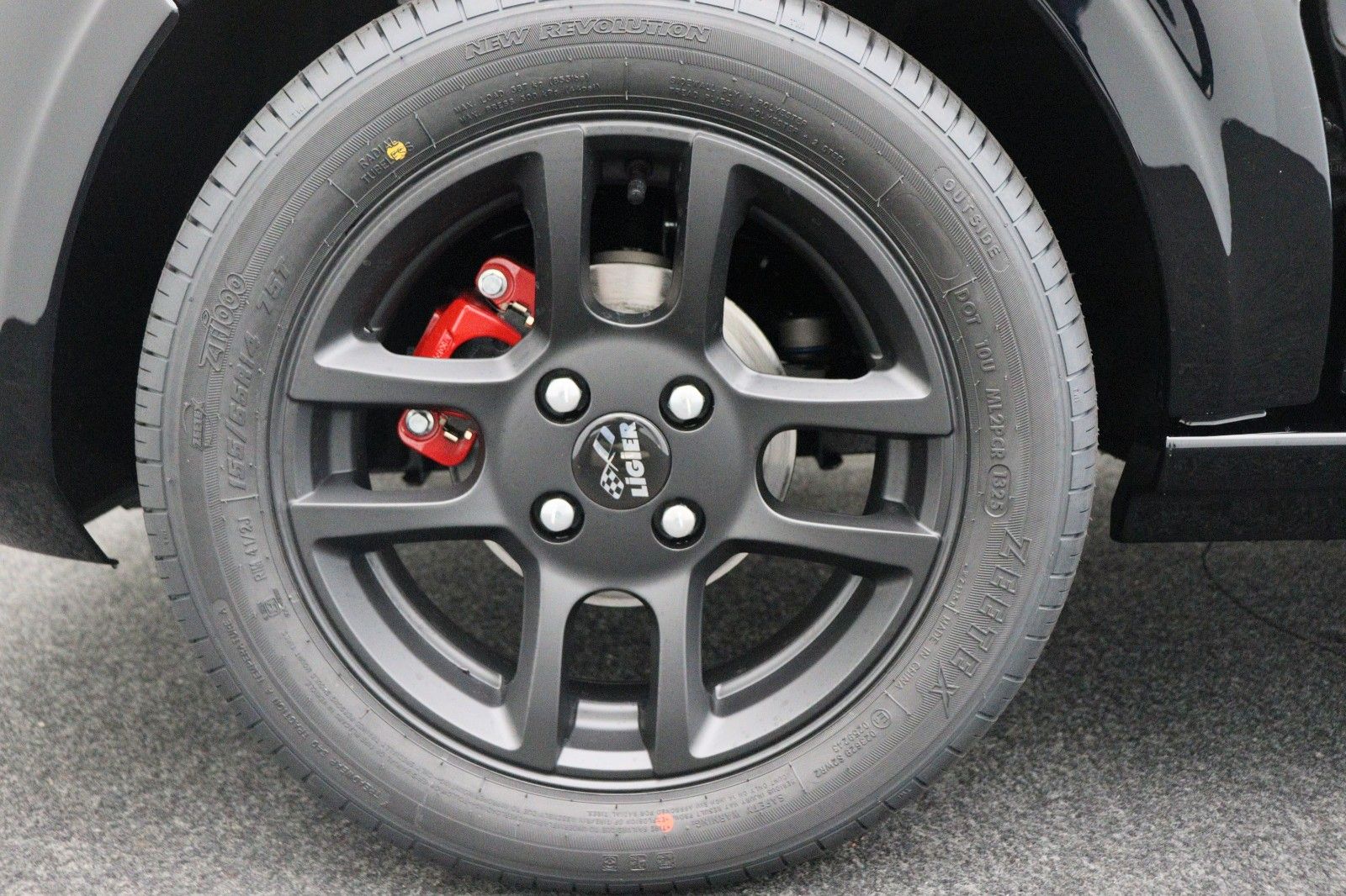 Fahrzeugabbildung Ligier Myli Revo-D I.DEAL *Fahren ab 15*