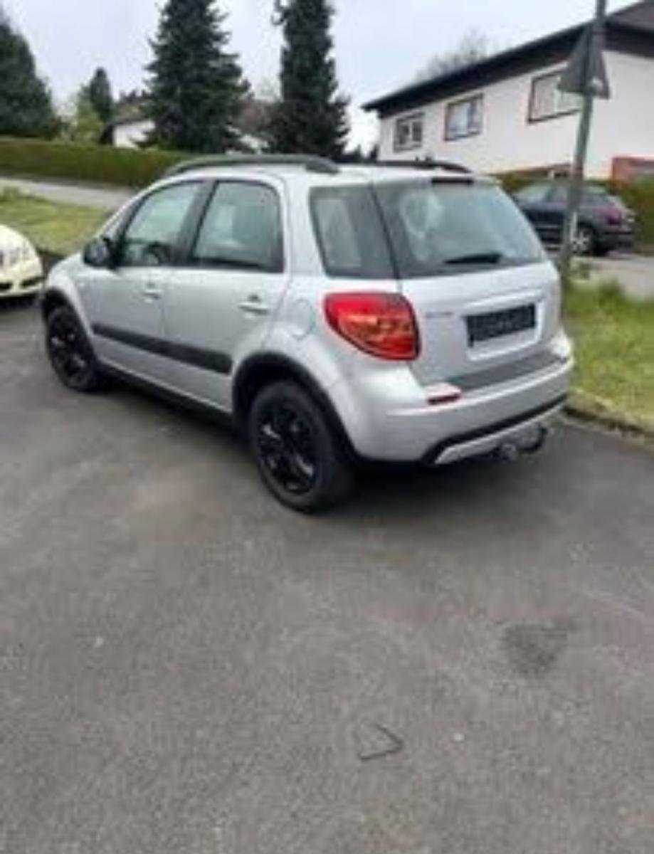 Suzuki SX4 Classic 2.0 DDiS 4WD Style