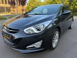 Hyundai i40 cw FIFA World Cup NAVI SZH XENON PDC - Hyundai i40 mit Diesel-Antrieb: Automatik